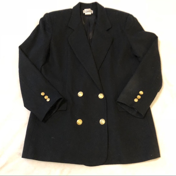Vintage Jackets & Blazers - LAST CHANCE❄️BLACK WOOL BLAZER with gold Buttons